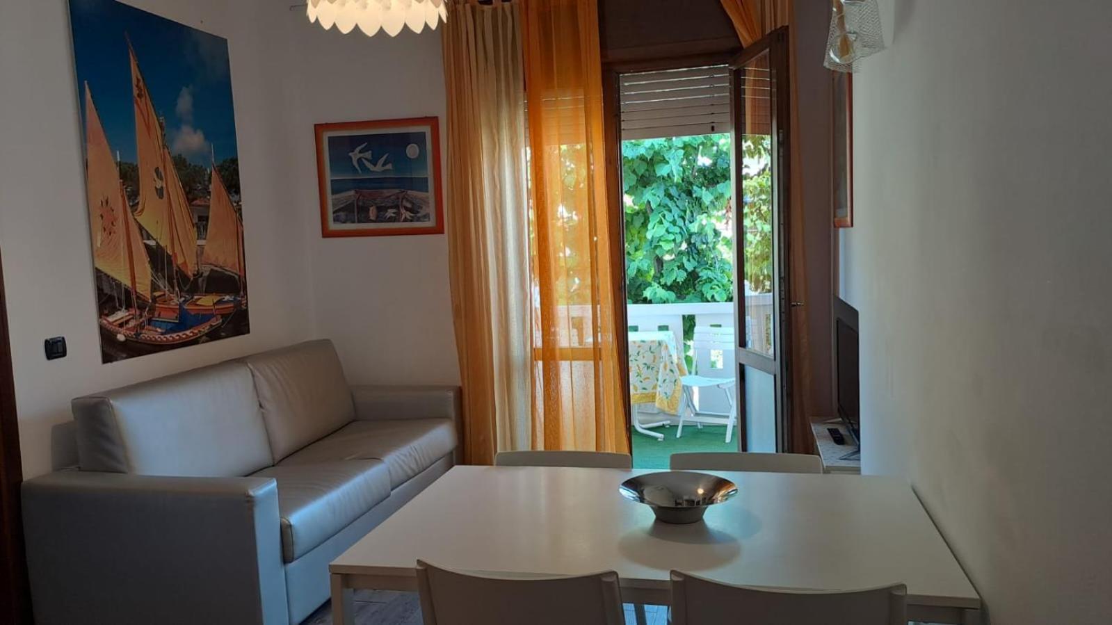 Apartment Falco *
